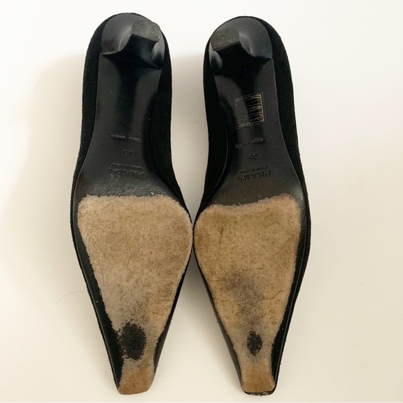 VINTAGE PRADA SUEDE POINTY PLAQUE KITTEN HEEL - Picture 11 of 11